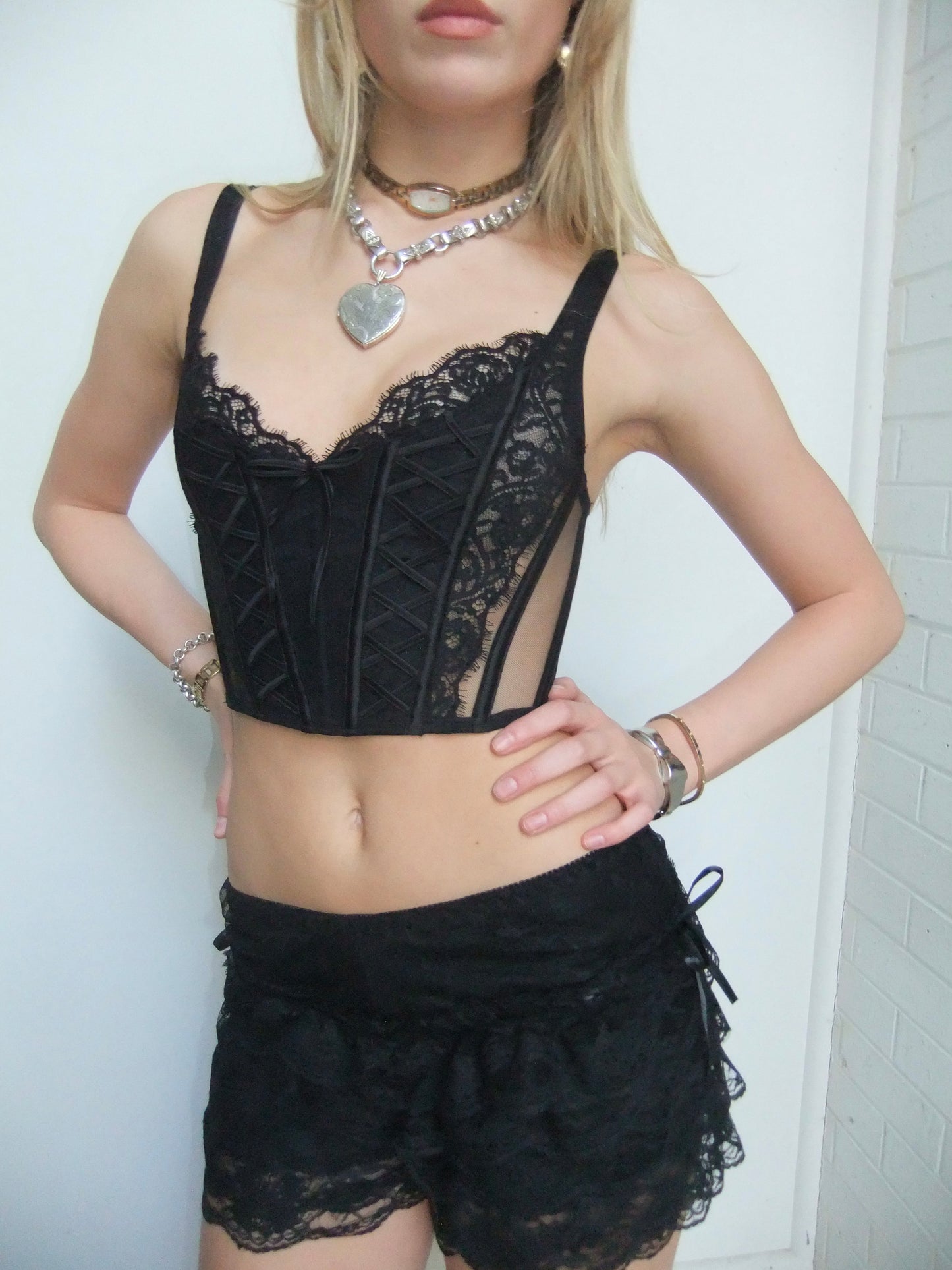lace ruffle shorts